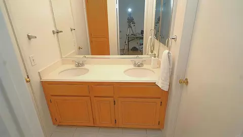 Bath - 3325 Ricewood Dr, Oceanside, CA 92058 photo 4 of 4