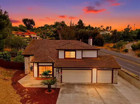 425 Avenida Abajo, El Cajon, CA 92020