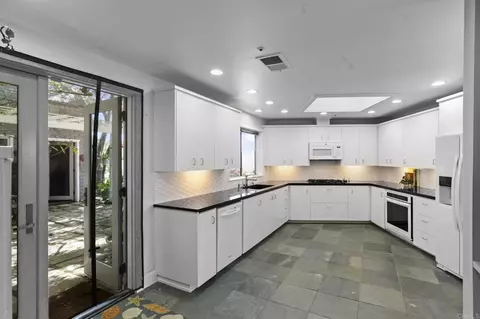 Kitchen - 14645 High Valley Rd, Poway, CA 92064 photo 2 of 2