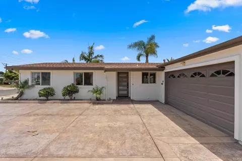 5185 Winthrop St, San Diego, CA 92117