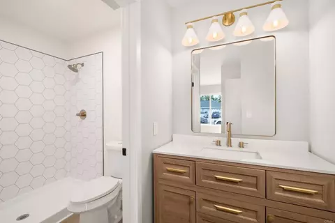 Bath - 3675 Branch Ct, Oceanside, CA 92058 photo 3 of 4