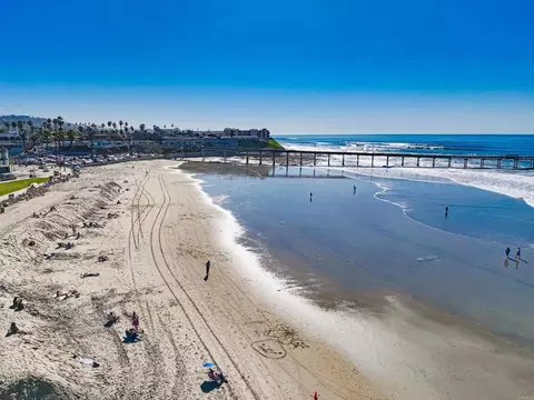 5027 Santa Monica Ave #F, San Diego, CA 92107