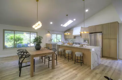 17523 Plaza Marlena, San Diego, CA 92128