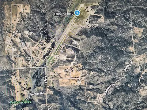 Available, Hemet, CA 92544 photo 5