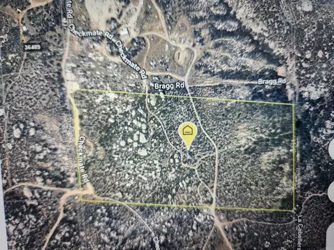 Available, Hemet, CA 92544 photo 2