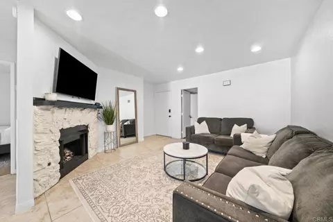 Living - 776 E Chase Ave, El Cajon, CA 92020 photo 1 of 2