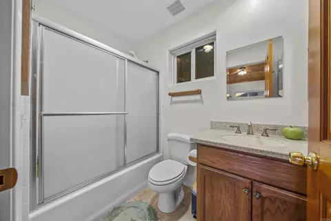 Bath - 35465 Sunset Ln, Julian, CA 92036 photo 1 of 2