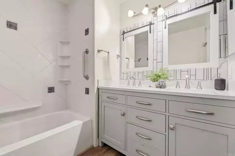 Bath - 6717 Clover Ct, Carlsbad, CA 92011 photo 2 of 3