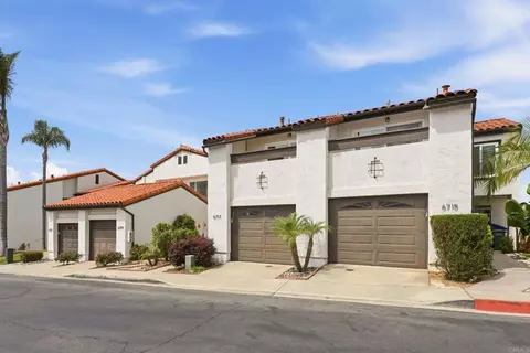 Exterior - 6717 Clover Ct, Carlsbad, CA 92011 photo 4 of 5