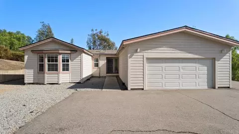 18453 Ramona View Dr, Ramona, CA 92065 photo 4