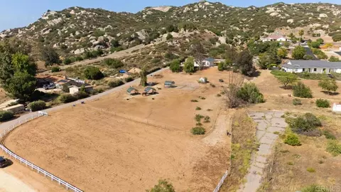 18453 Ramona View Dr, Ramona, CA 92065 photo 3