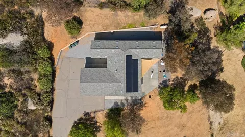 18453 Ramona View Dr, Ramona, CA 92065 photo 2