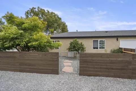 155 Walnut Dr, Chula Vista, CA 91911