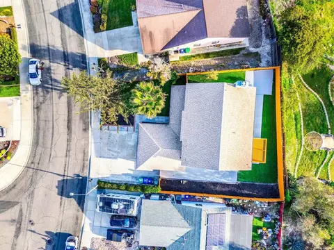 View/Area - 2858 Lehigh Ct, Oceanside, CA 92056 photo 3 of 6