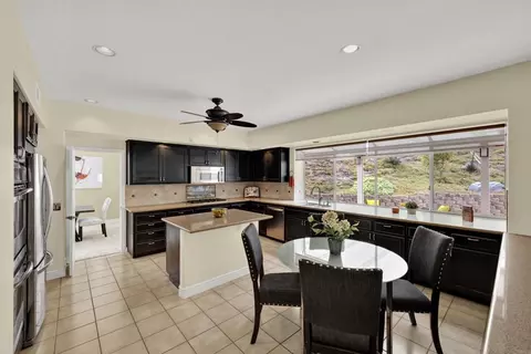 Kitchen - 11592 Shadow Ranch Rd, La Mesa, CA 91941 photo 2 of 6