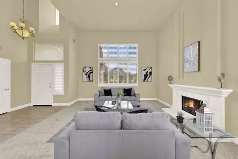 Living - 11592 Shadow Ranch Rd, La Mesa, CA 91941 photo 3 of 8