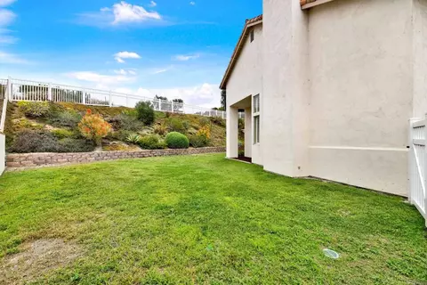 Exterior - 11592 Shadow Ranch Rd, La Mesa, CA 91941 photo 10 of 10
