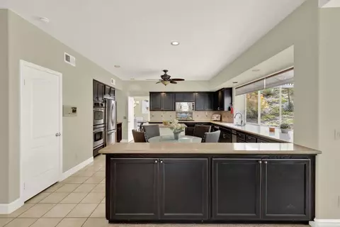 Kitchen - 11592 Shadow Ranch Rd, La Mesa, CA 91941 photo 6 of 6