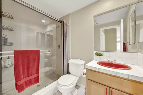 Bath - 11592 Shadow Ranch Rd, La Mesa, CA 91941 photo 1 of 8