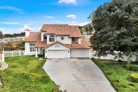 11592 Shadow Ranch Rd, La Mesa, CA 91941