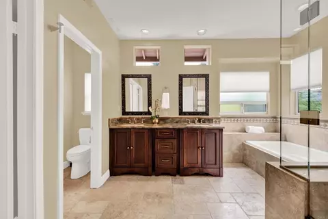 Bath - 11592 Shadow Ranch Rd, La Mesa, CA 91941 photo 3 of 8