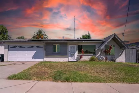 8828 Hillslope Ave, Spring Valley, CA 91977