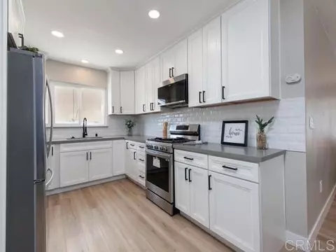 1817 Oakshire Ct, San Diego, CA 92102