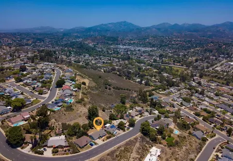 View/Area - 13050 Tuscarora Dr, Poway, CA 92064 photo 3 of 4