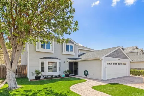 1462 Antoine Dr, San Diego, CA 92139