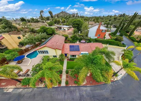 10042 Resmar Ct, La Mesa, CA 91941