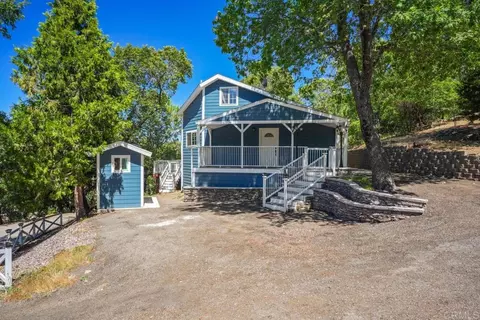 919 Kenison Dr, Julian, CA 92036