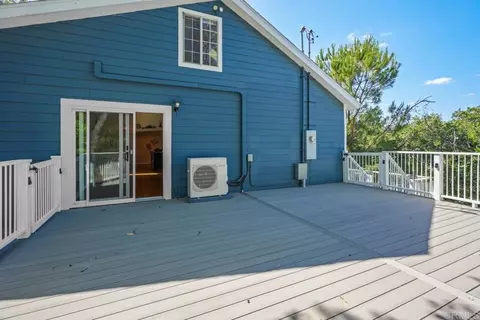 Exterior - 919 Kenison Dr, Julian, CA 92036 photo 6 of 8