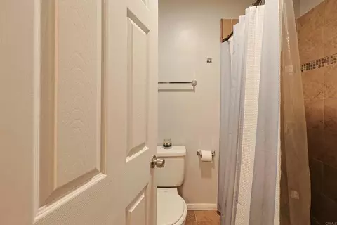 Bath - 244 Riverview Way, Oceanside, CA 92057 photo 5 of 5