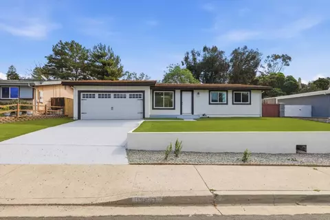 13641 Carriage Rd, Poway, CA 92064