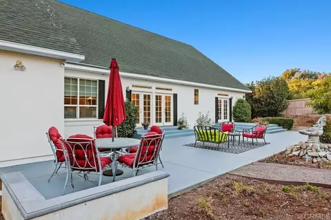 Exterior - 212 Acropolis Way, Vista, CA 92084 photo 9 of 12
