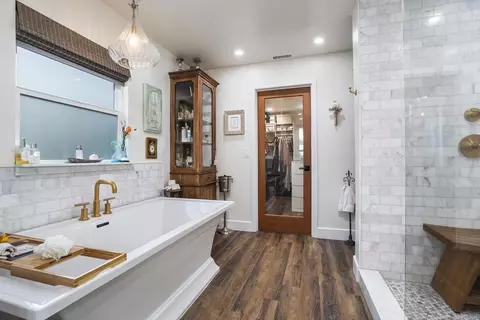 Bath - 2763 W Victoria Dr, Alpine, CA 91901 photo 5 of 5