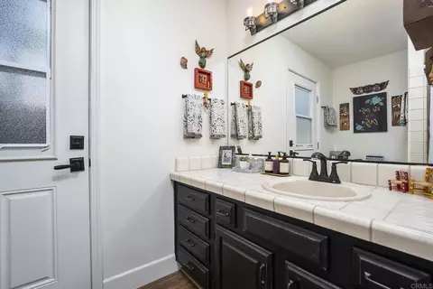 Bath - 2763 W Victoria Dr, Alpine, CA 91901 photo 2 of 5