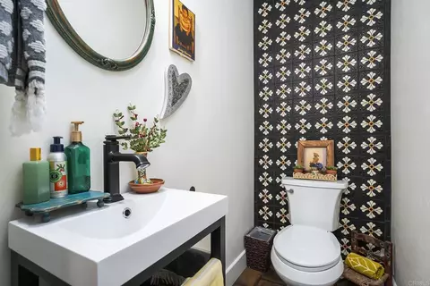 Bath - 2763 W Victoria Dr, Alpine, CA 91901 photo 1 of 5