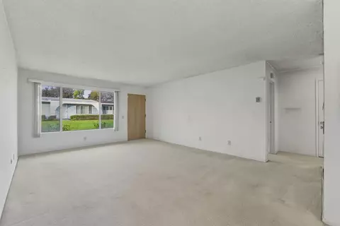 Living - 3592 Boussock Ln, Oceanside, CA 92057 photo 2 of 3