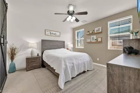 Bedroom - 1501 Mirabelle Ln, Santee, CA 92071 photo 2 of 5