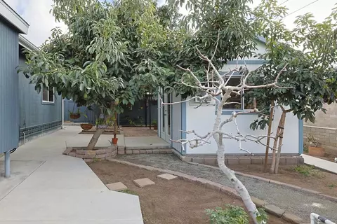 Exterior - 1276 Avocado Ave, El Cajon, CA 92020 photo 6 of 9