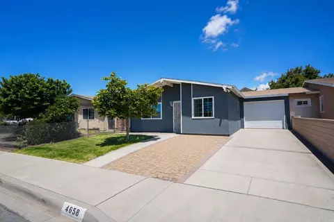 4658 Calle Del Palo, Oceanside, CA 92057