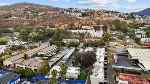 View/Area - 1604 Presioca St #11, Spring Valley, CA 91977 photo 4 of 12