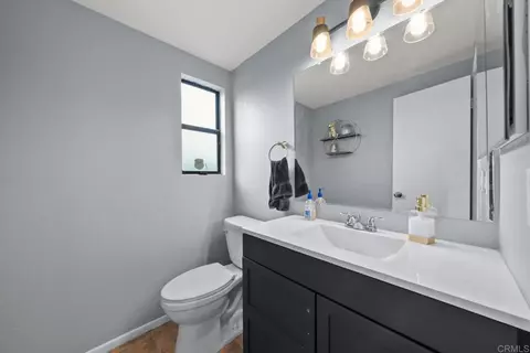 Bath - 1604 Presioca St #11, Spring Valley, CA 91977 photo 1 of 2
