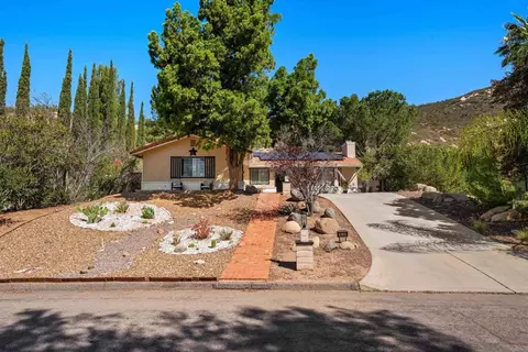 16734 Georgios Way, Ramona, CA 92065