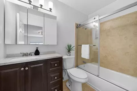 Bath - 13010 Neddick Ave, Poway, CA 92064 photo 1 of 2