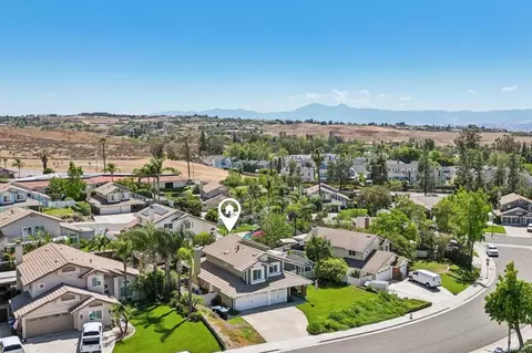 View/Area - 1602 Tonia Ct, Riverside, CA 92506 photo 6 of 6