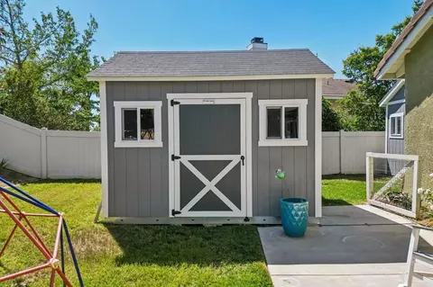 Exterior - 1602 Tonia Ct, Riverside, CA 92506 photo 5 of 10