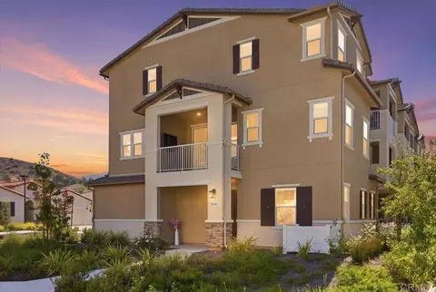 8546 Dartmouth St, Santee, CA 92071
