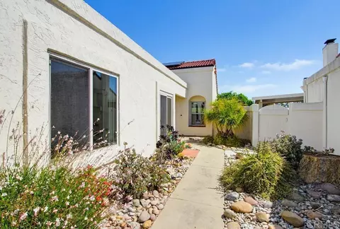 Exterior - 12876 Circulo Dardo, San Diego, CA 92128 photo 5 of 12